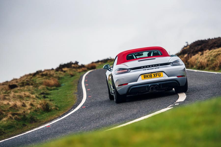  Porsche 718 Boxster GTS (982) 2017 года  (UK) (фото 18 из 40)